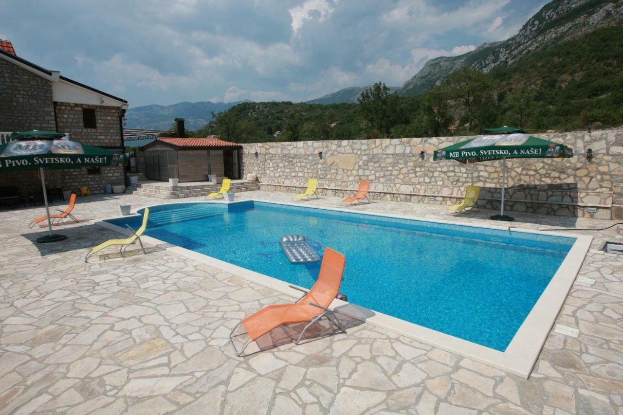 Апартаменты Vila Djordje Свети-Стефан Экстерьер фото